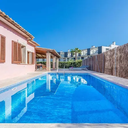 Llenaire Villa